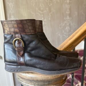 Italian made booties ladies, 8 narrow preowned Preloved buttery, soft leather